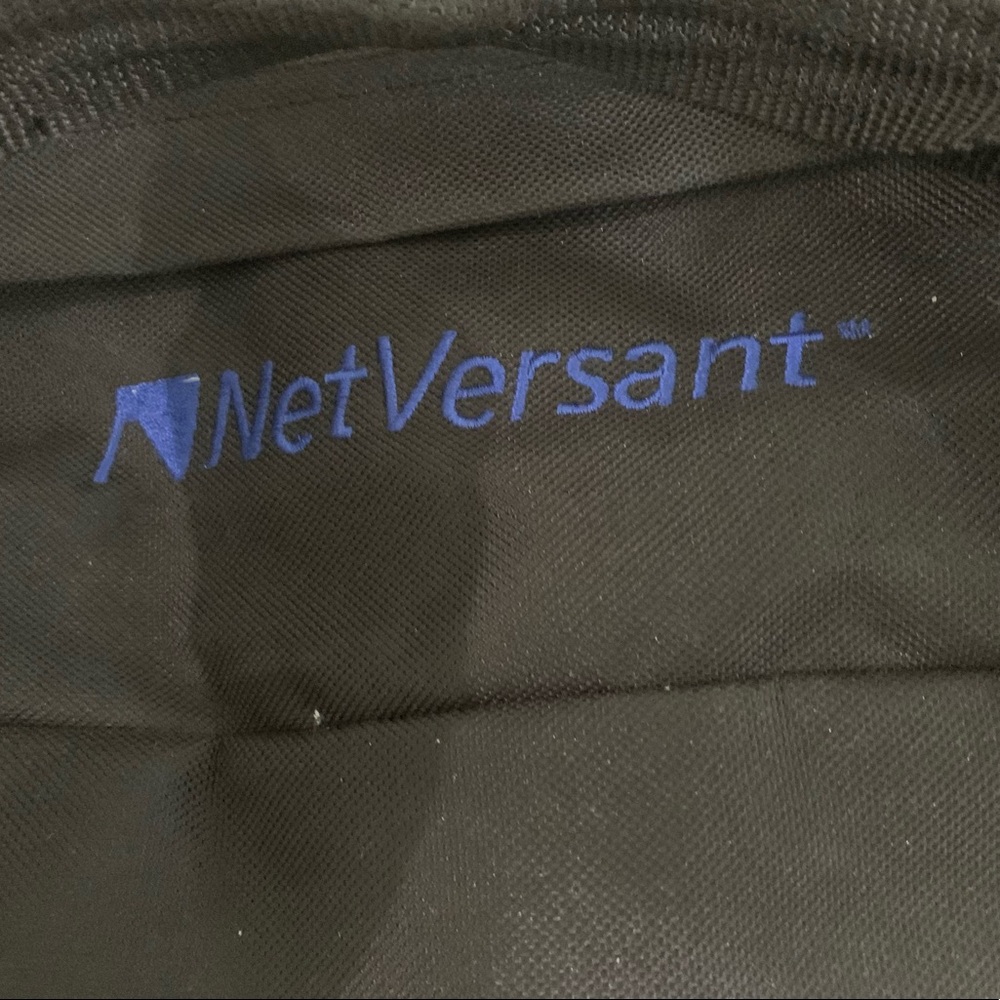 NETVERSANT Duffle Bag - Picture 2 of 6